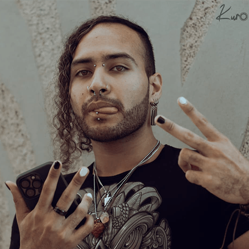 Soytaylormade, voz de Félix en Chiva and Friends